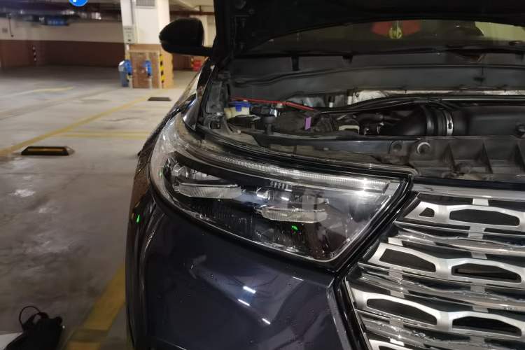 Used Ford Explorer 2020 EcoBoost 285 4x4 Titanium Edition 6 Seats Right Front Headlight