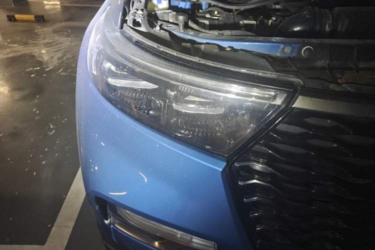 Used Ford Explorer 2020 EcoBoost 285 Four-Wheel Drive Sport Edition ST-LINE 7-Seater Right Front Headlight