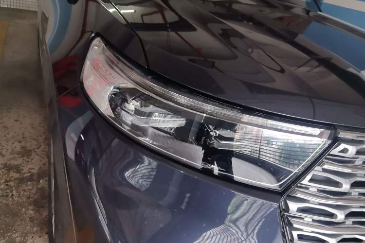 Used Ford Explorer 2020 EcoBoost 285 4x4 Titanium Edition 6 Seats Right Front Headlight