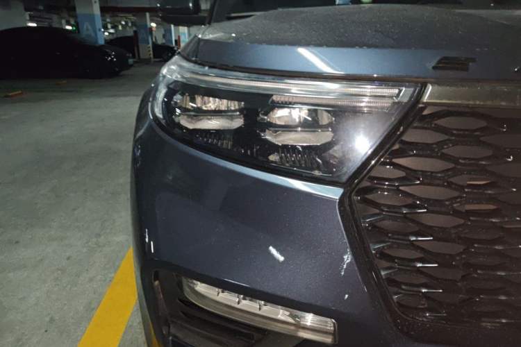 Used Ford Explorer 2020 EcoBoost 285 4x4 Sport Edition ST-LINE 6-Seater Right Front Headlight