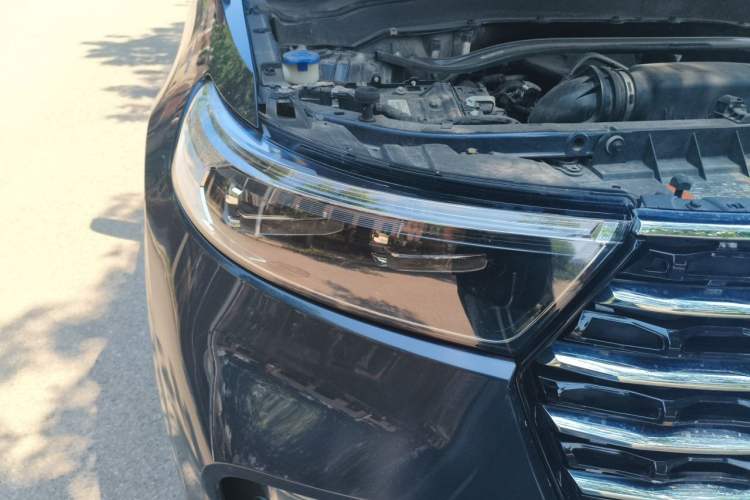 Used Ford Explorer 2020 EcoBoost 285 Four-Wheel Drive Trend Edition 6 Seats Right Front Headlight