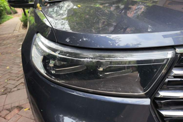 Used Ford Explorer 2020 EcoBoost 285 Four-Wheel Drive Trend Edition 6 Seats Right Front Headlight