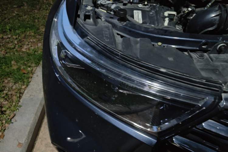 Used Ford Explorer 2020 EcoBoost 285 Four-Wheel Drive Trend Edition 6 Seats Right Front Headlight