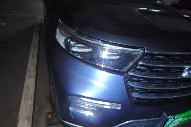 Used Ford Explorer 2020 EcoBoost 285 Four-Wheel Drive Trend Edition 6 Seats Right Front Headlight