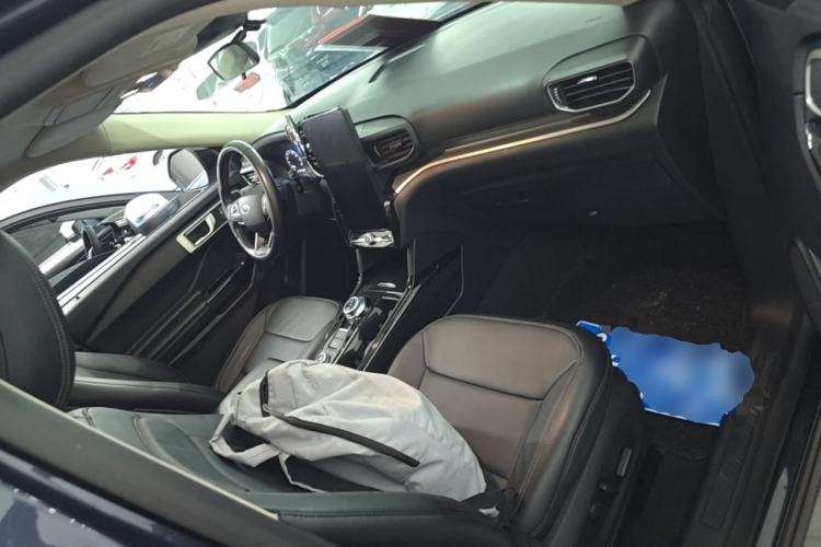 Used Ford Explorer 2020 EcoBoost 285 Four-Wheel Drive Trend Edition 6 Seats Right Front Seat