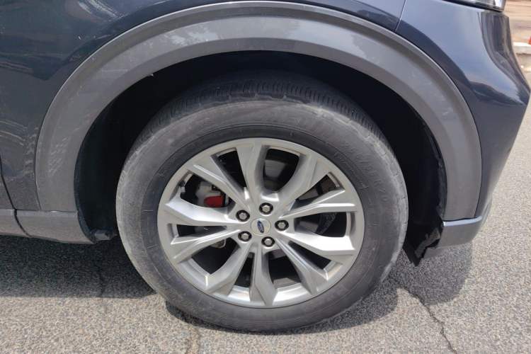 Used Ford Explorer 2020 EcoBoost 285 Four-Wheel Drive Trend Edition 6 Seats Right Front Wheel Hub