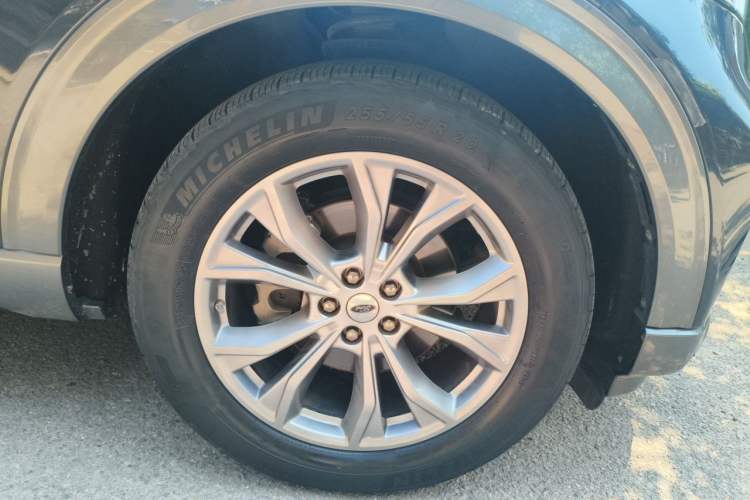 Used Ford Explorer 2020 EcoBoost 285 Four-Wheel Drive Trend Edition 6 Seats Right Front Wheel Hub
