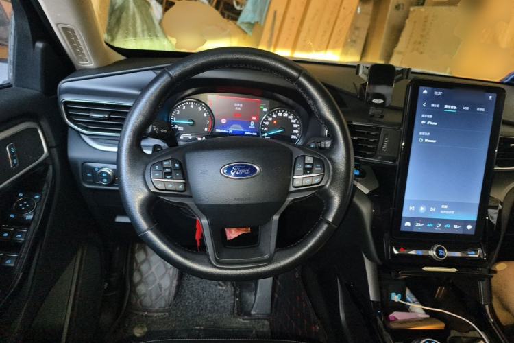Used Ford Explorer 2020 EcoBoost 285 Rear-Drive Trend Edition 6 Seats Steering Wheel