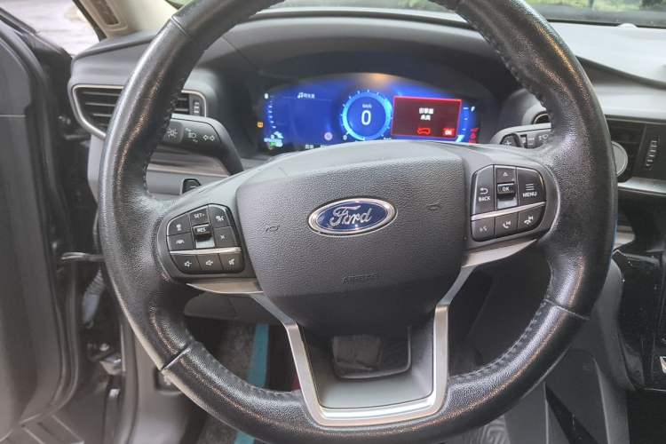 Used Ford Explorer 2020 EcoBoost 285 4x4 Titanium Edition 7-Seater Steering Wheel