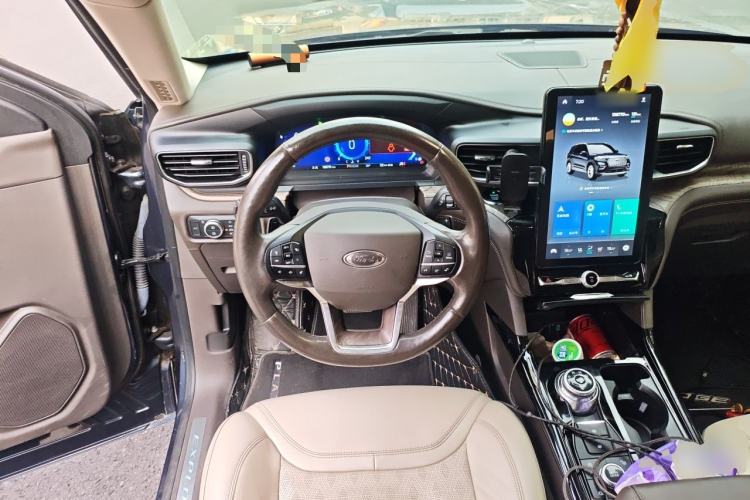 Used Ford Explorer 2020 EcoBoost 285 4x4 Platinum Edition 7-Seater Steering Wheel