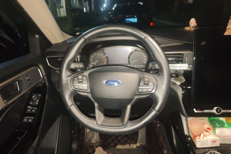 Used Ford Explorer 2020 EcoBoost 285 Rear-Drive Trend Edition 6 Seats Steering Wheel