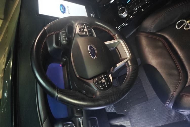 Used Ford Explorer 2020 EcoBoost 285 Four-Wheel Drive Sport Edition ST-LINE 7-Seater Steering Wheel
