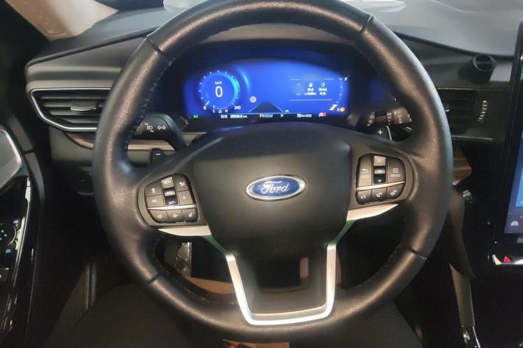 Used Ford Explorer 2020 EcoBoost 285 4x4 Titanium Edition 7-Seater Steering Wheel