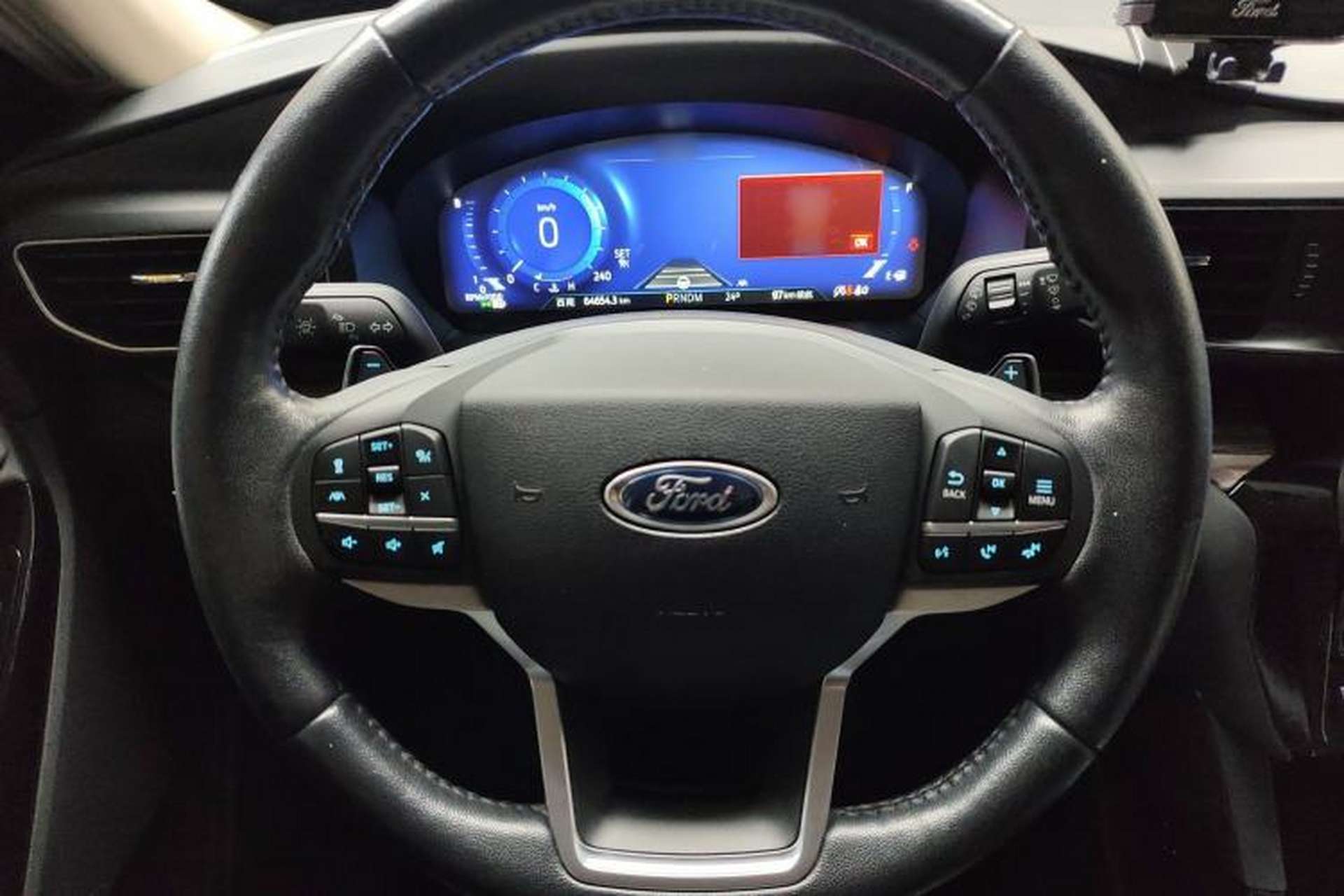 Used Ford Explorer 2020 EcoBoost 285 4x4 Titanium Edition 7-Seater Steering Wheel