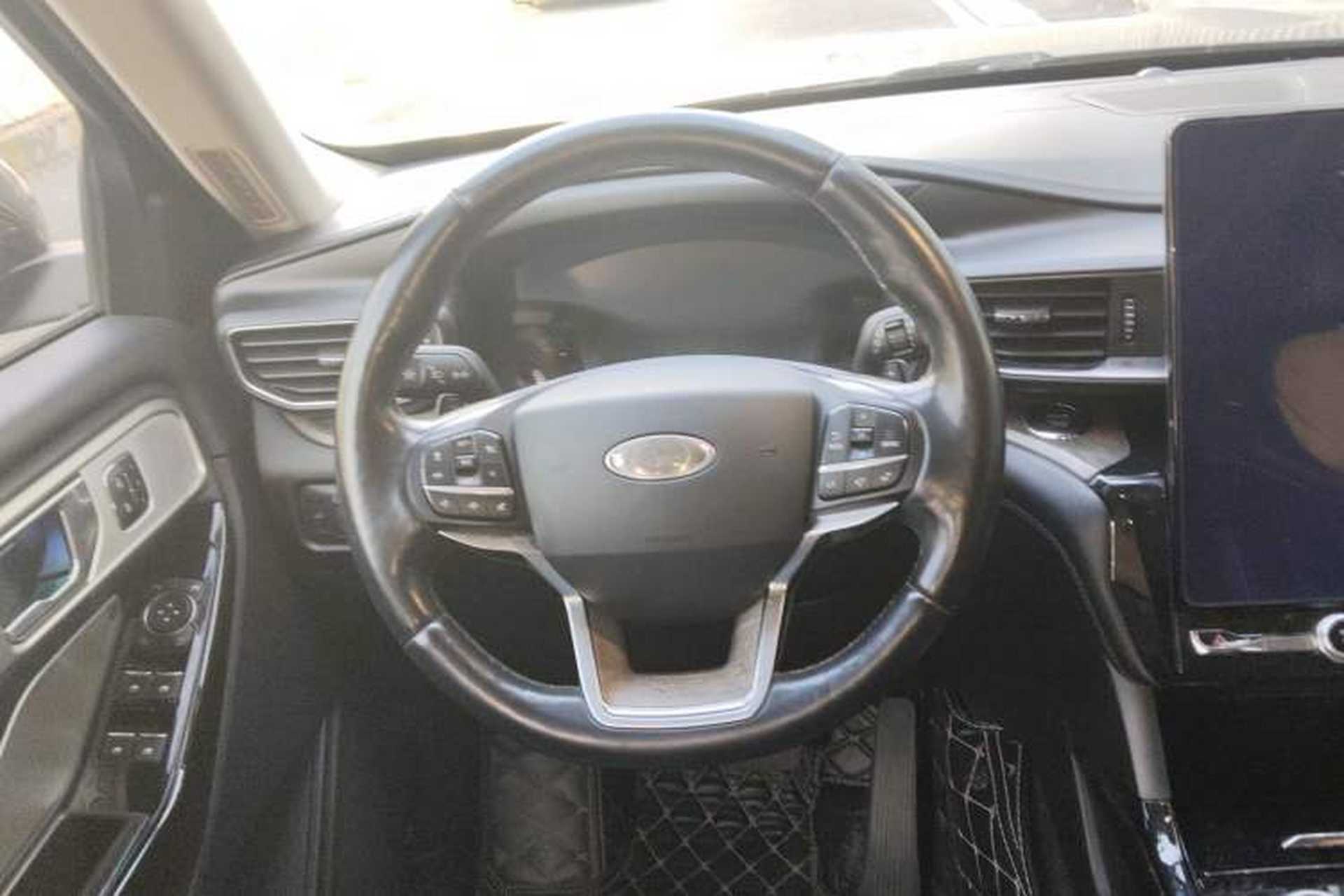 Used Ford Explorer 2020 EcoBoost 285 4x4 Platinum Edition 7-Seater Steering Wheel