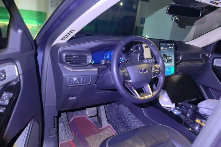 Used Ford Explorer 2020 EcoBoost 285 4x4 Titanium Edition 7-Seater Steering Wheel