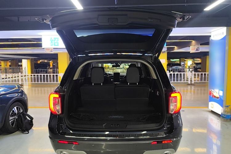 Used Ford Explorer 2020 EcoBoost 285 4x4 Titanium Edition 6 Seats Trunk