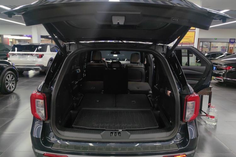 Used Ford Explorer 2020 EcoBoost 285 Four-Wheel Drive Sport Edition ST-LINE 7-Seater Trunk