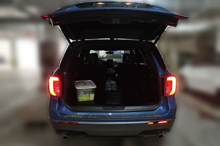 Used Ford Explorer 2020 EcoBoost 285 4x4 Sport Edition ST-LINE 6-Seater Trunk
