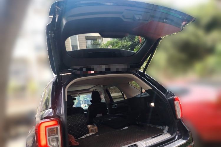 Used Ford Explorer 2020 EcoBoost 285 4x4 Titanium Edition 6 Seats Trunk