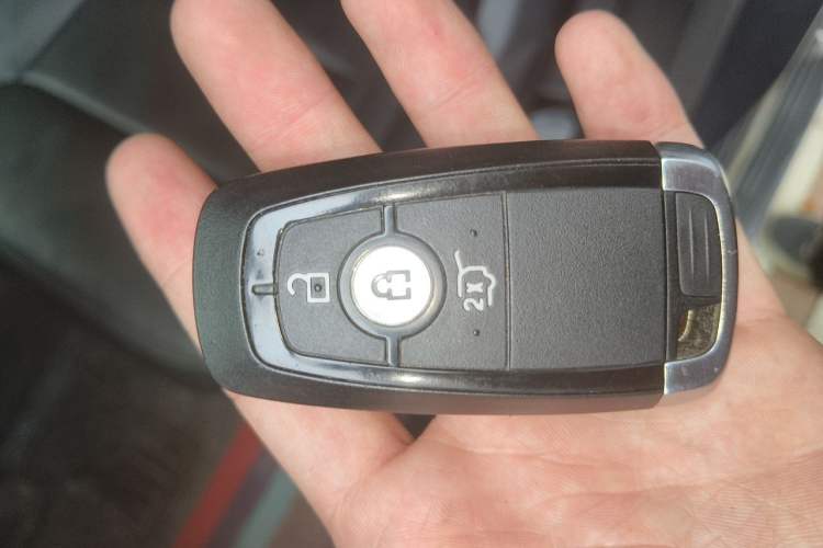 Used Ford Explorer 2020 EcoBoost 285 4x4 Titanium Edition 7-Seater Vehicle Key