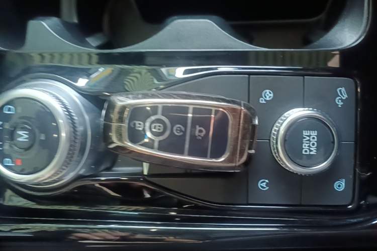 Used Ford Explorer 2020 EcoBoost 285 4x4 Titanium Edition 7-Seater Vehicle Key