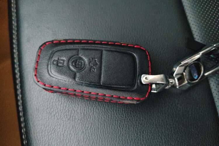 Used Ford Explorer 2020 EcoBoost 285 Rear-Drive Trend Edition 7-Seater Vehicle Key
