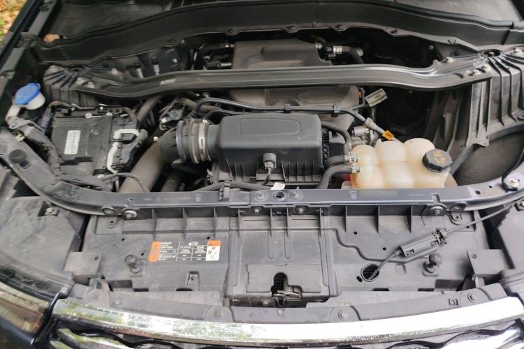 Used Ford Explorer 2020 EcoBoost 285 Four-Wheel Drive Trend Edition 6 Seats Engine Bay