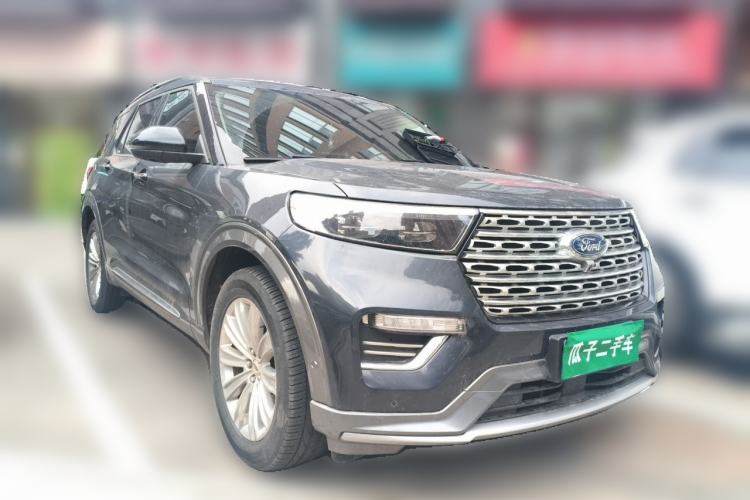 Used Ford Explorer 2020 EcoBoost 285 4x4 Titanium Edition 7-Seater Front Right 45 Deg