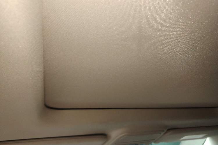 Used Ford Explorer 2020 EcoBoost 285 Four-Wheel Drive Trend Edition 6 Seats Headliner