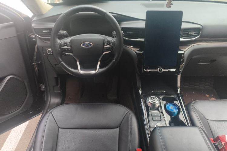 Used Ford Explorer 2020 EcoBoost 285 4x4 Titanium Edition 7-Seater Steering Wheel