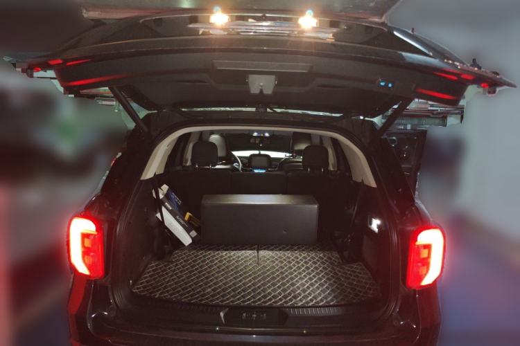 Used Ford Explorer 2020 EcoBoost 285 Rear-Drive Trend Edition 7-Seater Trunk