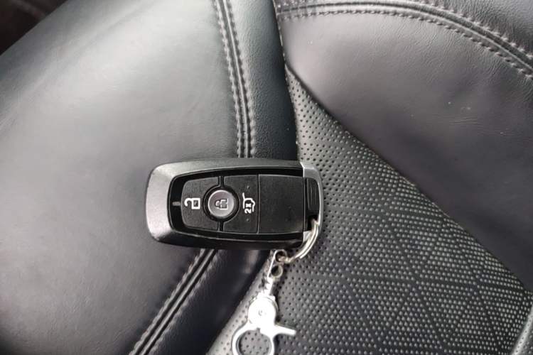 Used Ford Explorer 2020 EcoBoost 285 4x4 Platinum Edition 7-Seater Vehicle Key