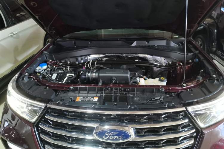 Used Ford Explorer 2020 EcoBoost 285 Rear-Drive Trend Edition 6 Seats Engine Bay