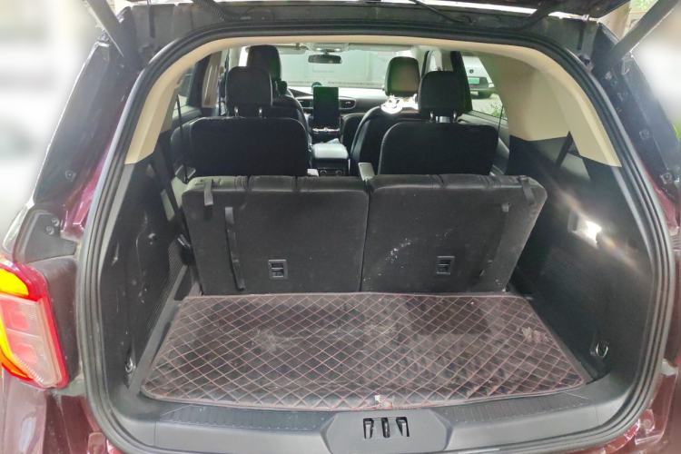 Used Ford Explorer 2020 EcoBoost 285 Four-Wheel Drive Trend Edition 6 Seats Trunk