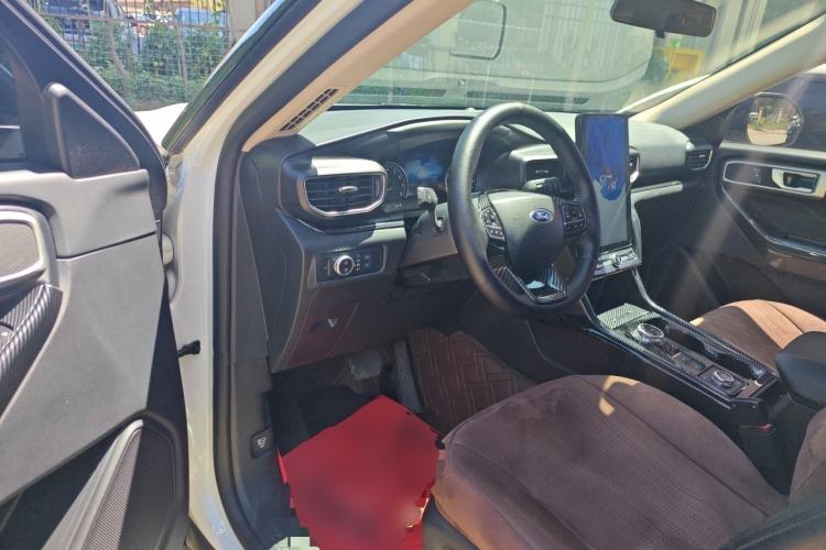 Used Ford Explorer 2020 EcoBoost 285 4x4 Trend Edition 7-Seater Driver Seat