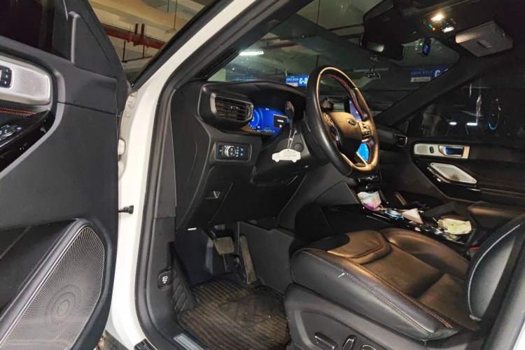 Used Ford Explorer 2020 EcoBoost 285 4x4 Sport Edition ST-LINE 6-Seater Driver Seat