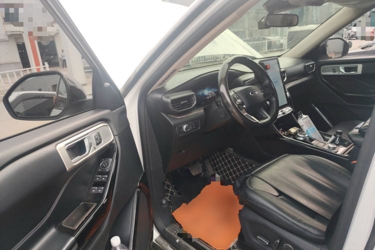 Used Ford Explorer 2020 EcoBoost 285 4x4 Titanium Edition 7-Seater Driver Seat