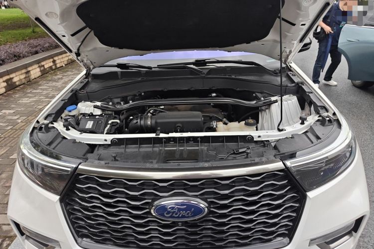 Used Ford Explorer 2020 EcoBoost 285 4x4 Sport Edition ST-LINE 6-Seater Engine Bay