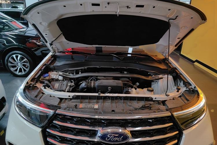 Used Ford Explorer 2020 EcoBoost 285 4x4 Trend Edition 7-Seater Engine Bay