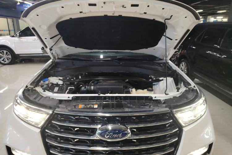Used Ford Explorer 2020 EcoBoost 285 4x4 Trend Edition 7-Seater Engine Bay