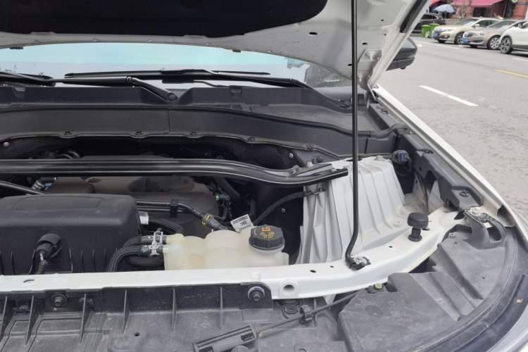 Used Ford Explorer 2020 EcoBoost 285 4x4 Trend Edition 7-Seater Engine Bay Left