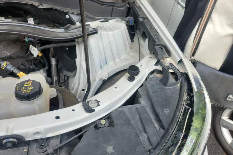 Used Ford Explorer 2020 EcoBoost 285 4x4 Trend Edition 7-Seater Engine Bay Left