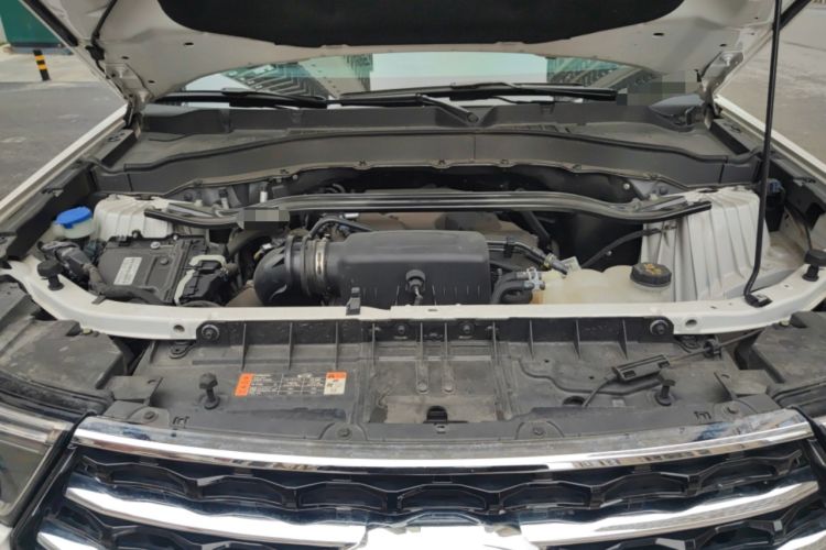 Used Ford Explorer 2020 EcoBoost 285 4x4 Trend Edition 7-Seater Engine Bay