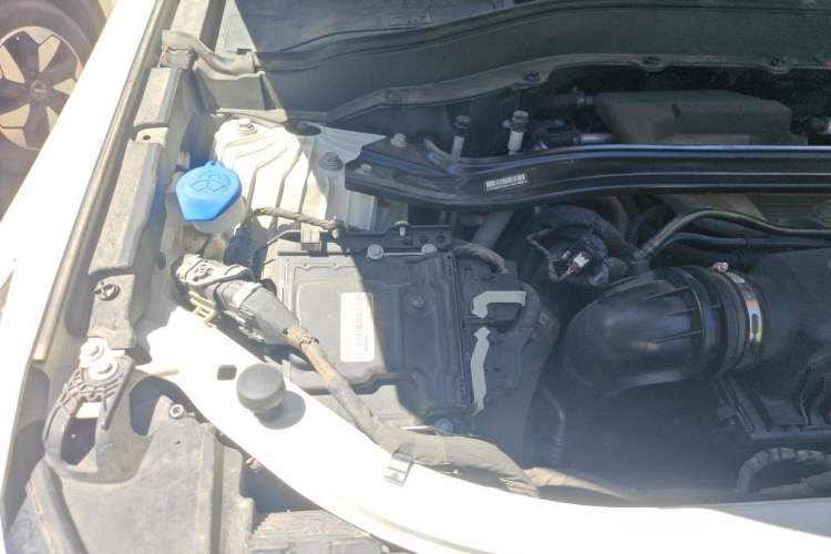 Used Ford Explorer 2020 EcoBoost 285 4x4 Trend Edition 7-Seater Engine Bay Right