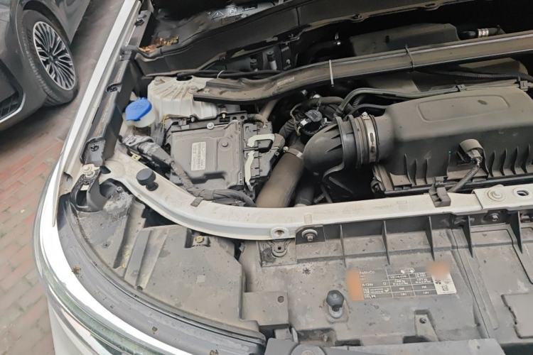 Used Ford Explorer 2020 EcoBoost 285 4x4 Titanium Edition 7-Seater Engine Bay Right