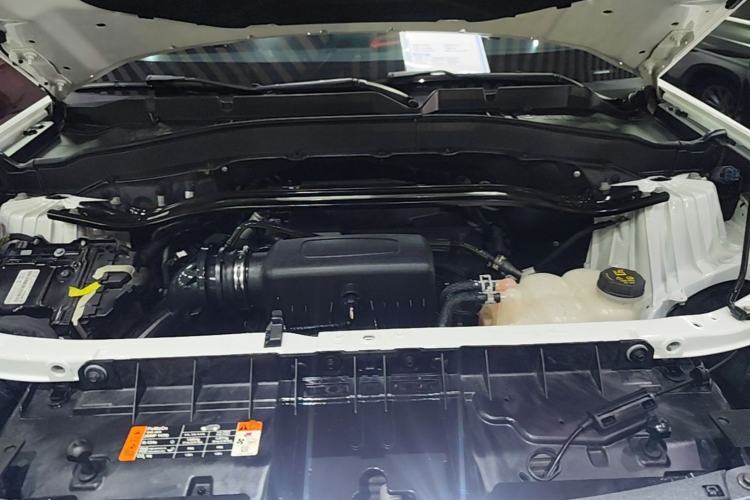 Used Ford Explorer 2020 EcoBoost 285 Rear-Drive Trend Edition 6 Seats Engine Bay