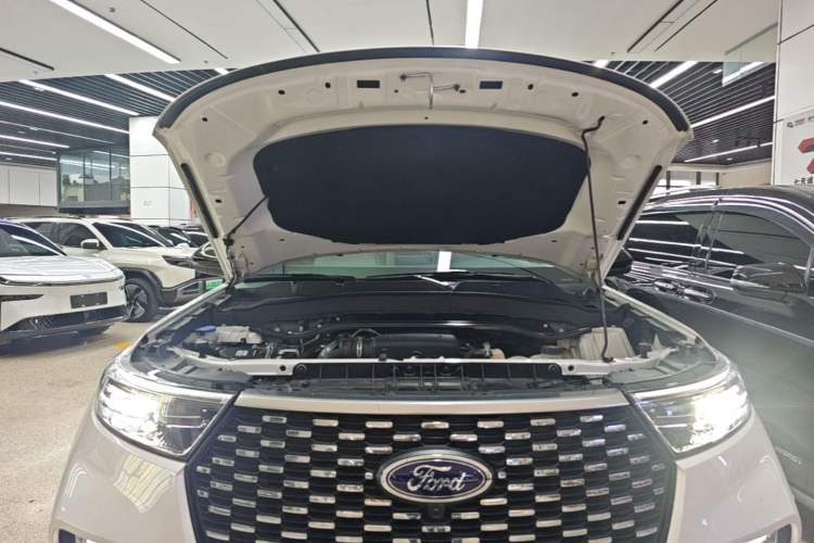 Used Ford Explorer 2020 EcoBoost 285 4x4 Platinum Edition 6 Seats Engine Bay