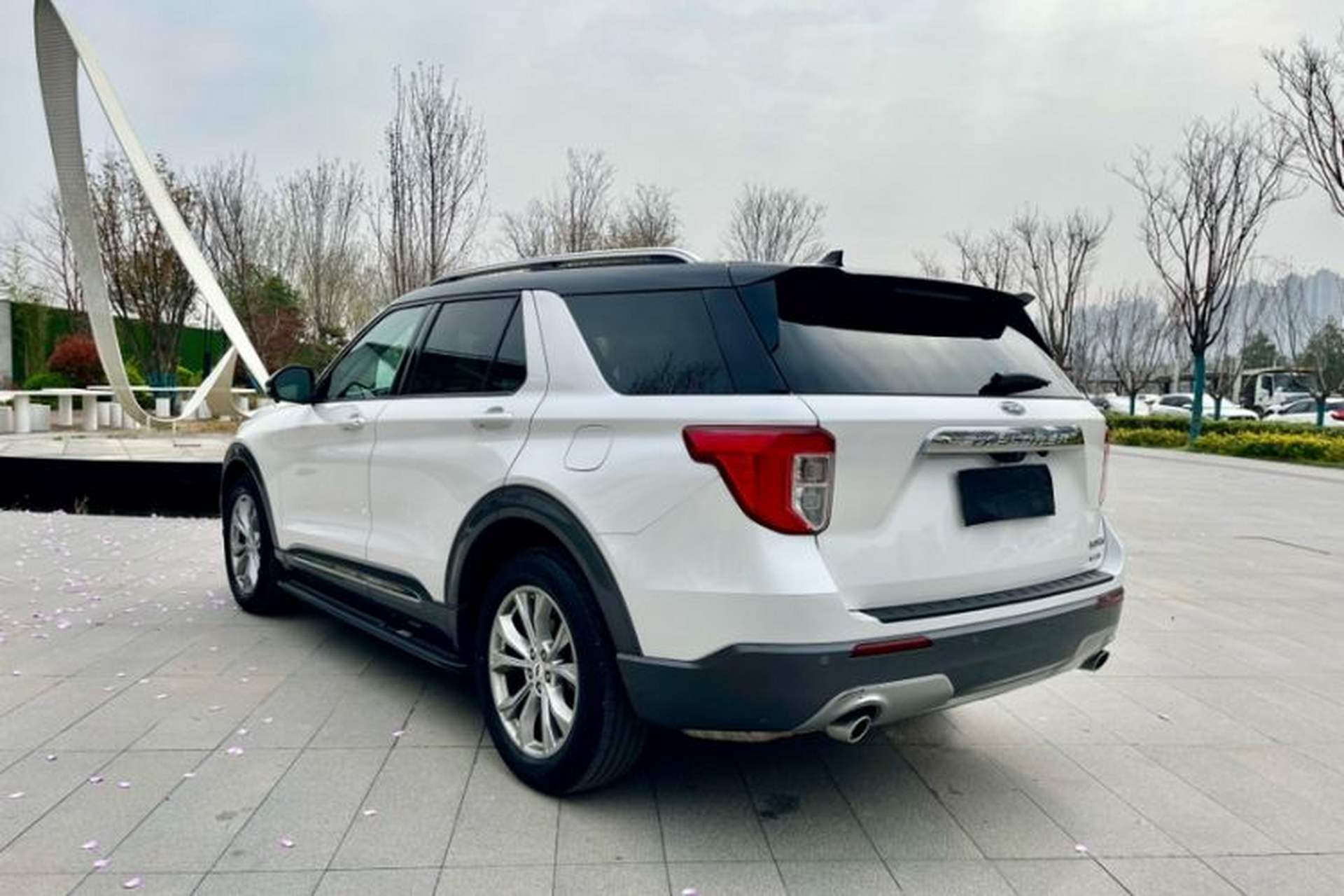 Used Ford Explorer 2020 EcoBoost 285 4x4 Trend Edition 7-Seater Exterior 3