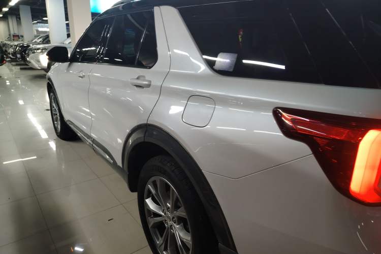 Used Ford Explorer 2020 EcoBoost 285 4x4 Trend Edition 7-Seater Exterior 3